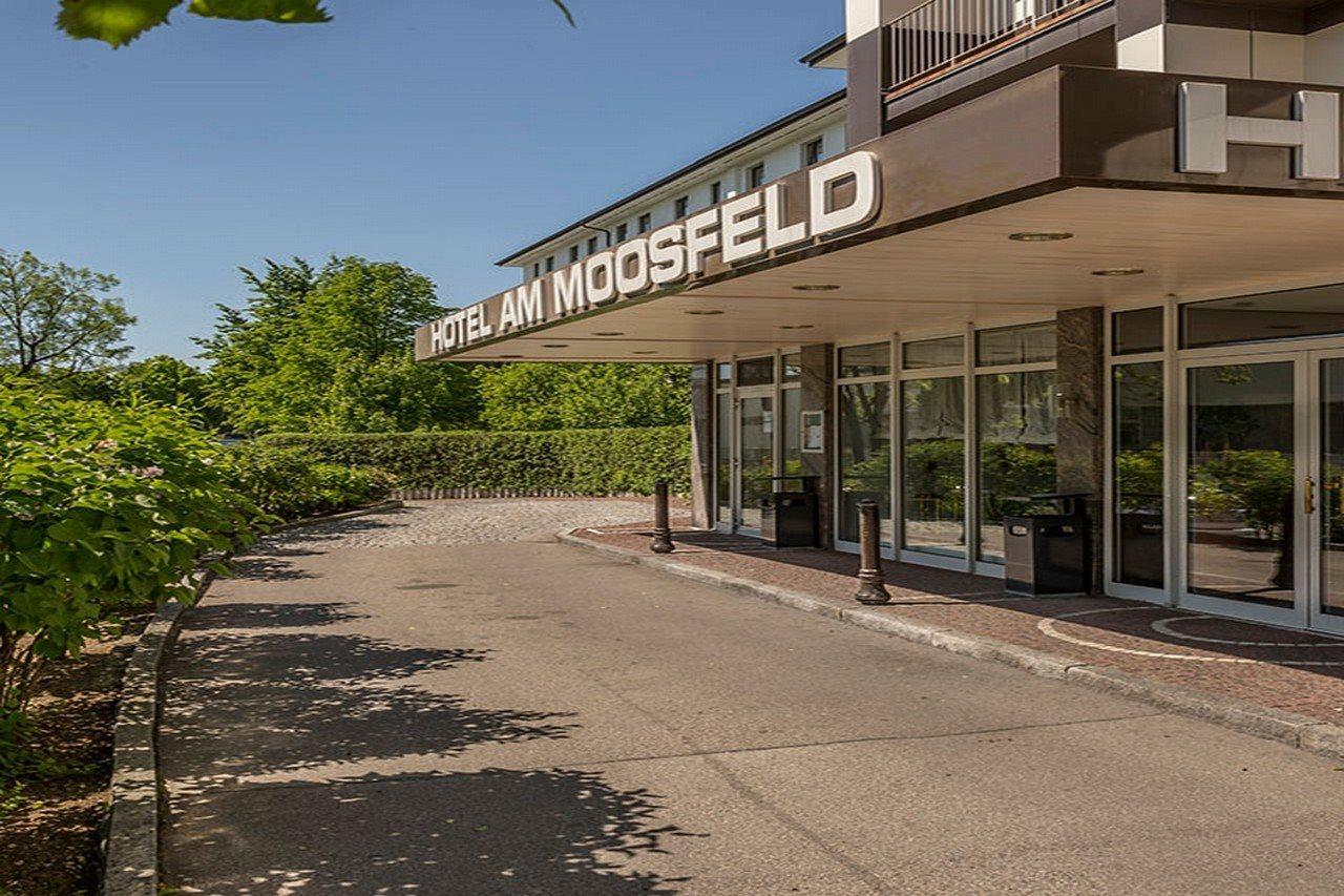 Hotel Am Moosfeld Мюнхен Екстер'єр фото